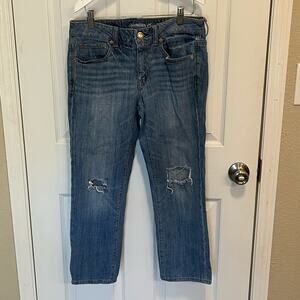 American Eagle Stretch Boy Fit Distressed CroppedJeans size 6